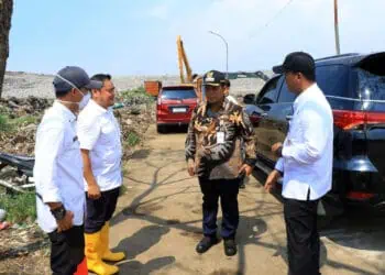 Pastikan Pengolahan Sampah Berjalan Optimal, Nurdin Sidak TPA dan TPST