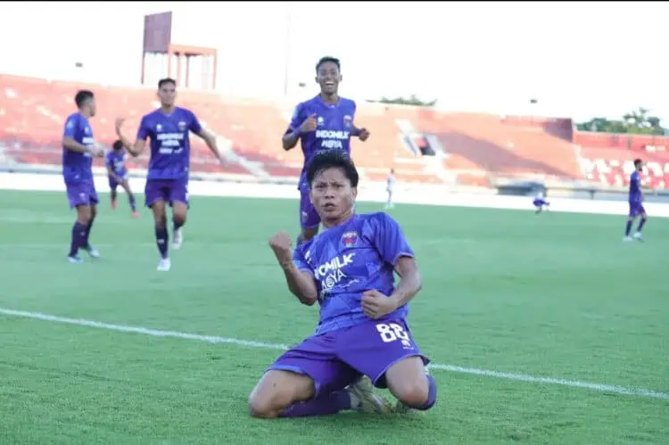 Dua Kali Ketinggalan, Persita Tahan Imbang Persib