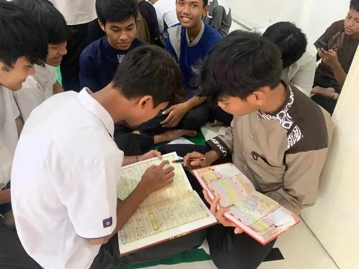 Ratusan Siswa dan Siswi SMK PGRI 1 Kota Tangerang Ikuti Sanlat Ramadan