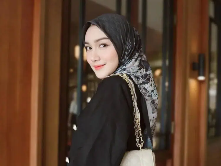 Kata Melody Prima Soal Cerai di Nikah Muda