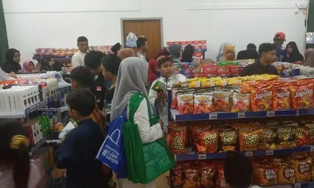 Universitas Raharja Tangerang Punya Minimarket dan Café untuk Lab Mahasiswa Fakultas Ekonomi