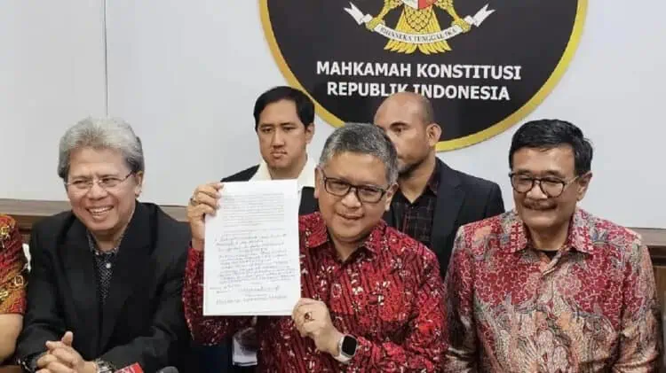 Megawati Minta Palu Emas