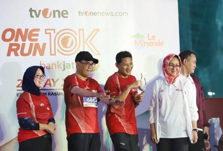 Bareng Para Menteri, Airin Turut Ramaikan One Run 10k TvOne