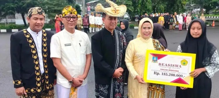 Mendikbudristek Punya PR Merdeka Belajar, Bupati Tatu: Tak Boleh Surut