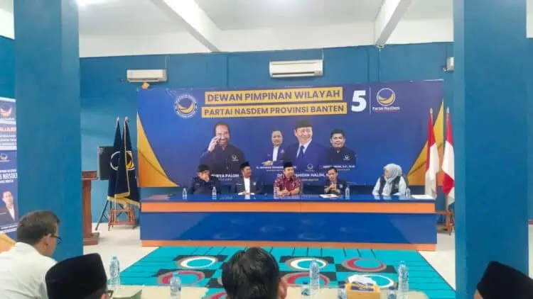 Serahkan Formulir ke NasDem Banten, Arief: Dengan Siapapun Saya Siap