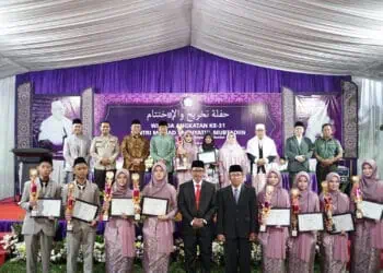 81 Santri Ponpes Tarbiyatul Mubtadiin Angkatan ke-31 Diwisuda, Dimeriahkan Pentas Seni