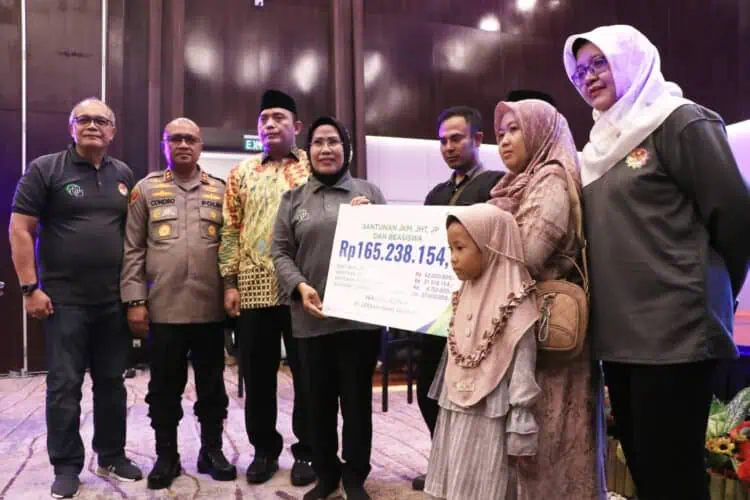 Buruh Berharap Pembenahan Ketenagakerjaan, Tatu : Cari Solusinya Bareng
