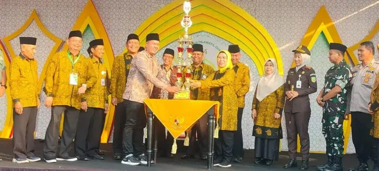 Bupati Serang Ratu Tatu Chasanah, membuka gelaran MTQ tingkat Kabupaten, di Kecamatan Cinangka. (SIDIK/SATELITNEWS.COM)