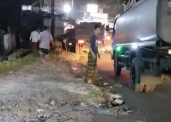 Truk Tabrak Pikup di Ciomas Serang, 1 Tewas dan 1 Luka - luka