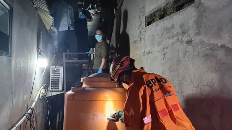 Polisi Dalami Penyebab Kematian Pria Dalam Toren Air di Pondok Aren
