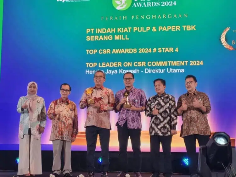 Olah Kayu Bekas Jadi Mebeler, PT IKPP Serang Raih Top CSR Award