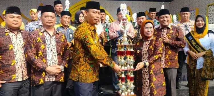 Anyer Sabet Juara Umum MTQ ke 54 tingkat Kabupaten Serang 