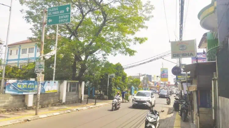 Tawuran Pecah di Depan RSUD Pondok Aren