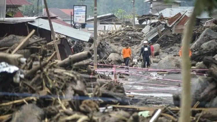 3.198 Warga Mengungsi, 44 Tewas dan 15 Hilang di Banjir Bandang Sumbar