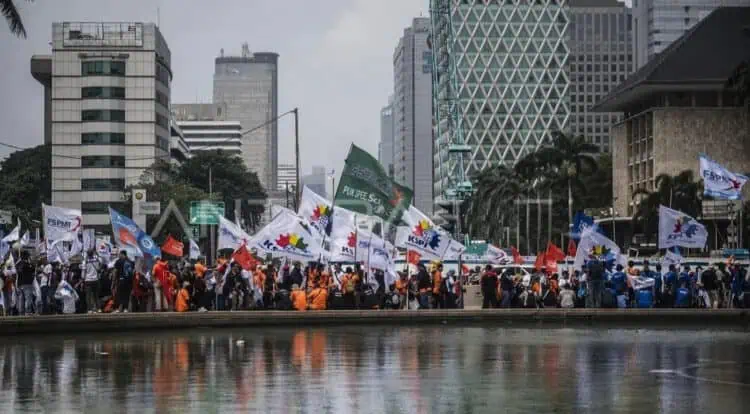 Buruh Beraksi di Jakarta, Jokowi Pergi
