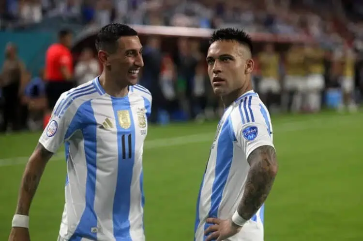 Argentina Lolos, Chile Terdepak