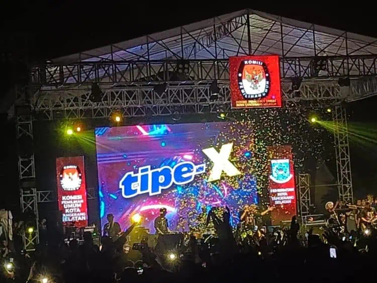 Hadirkan Tipe-X, Ribuan Warga Ramaikan Peluncuran Maskot dan Jingle Pilkada Tangsel