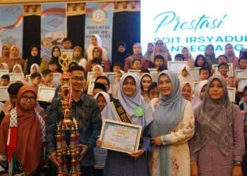 SDIT Irsyadul ‘Ibad Pandeglang Gelar Haflatul Qur'an Angkatan XIV