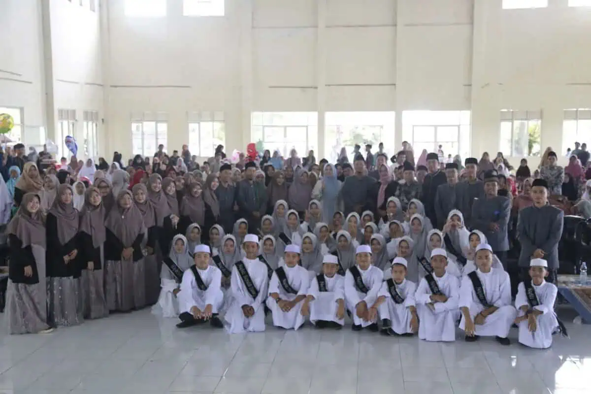 SDIT Irsyadul ‘Ibad Pandeglang Gelar Haflatul Qur'an Angkatan XIV