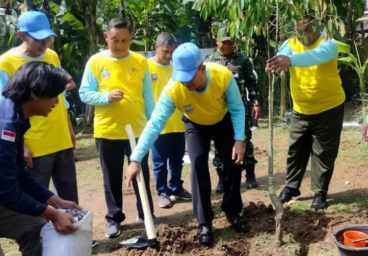 Tangani Lahan Kritis, DLH Kabupaten Serang Tanam 1000 Pohon per Tahun