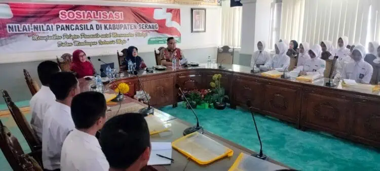 Anggota Paskibra Dikumpulkan, Kesbangpol Kabupaten Serang Tanamkan Nilai Pancasila