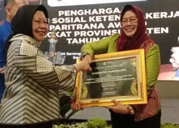Pemkab Pandeglang Raih 2 Penghargaan, Kades Diminta Optimalkan Potensi Desa