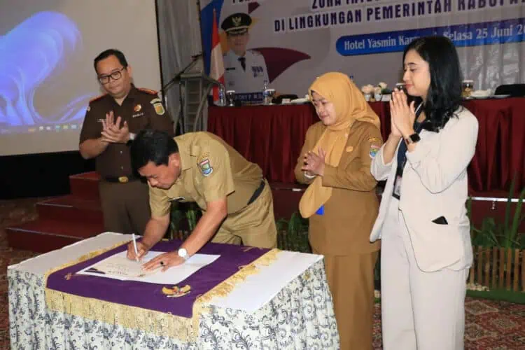 Sosialisasi Antikorupsi di Kabupaten Tangerang, Keluarga Pejabat Tandatangani Pakta Integritas