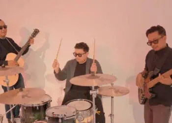 Lirik Lagu Gagal-Ngatmombilung