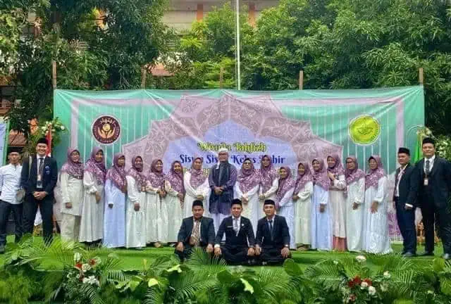 SMP Al Ijtihad Kutabaru Gelar Wisuda Tahfidz Angkatan 26 SMP Al Ijtihad Kutabaru Gelar Wisuda Tahfidz Angkatan 26