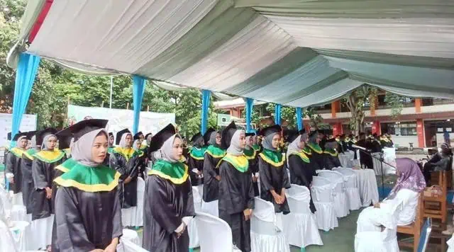 SMP Al Ijtihad Kutabaru Gelar Wisuda Tahfidz Angkatan 26