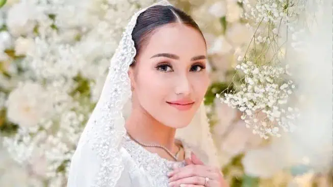 Ayu Ting Ting Buka Suara Prihal Tanggal Putus dengan Lettu Fardhana