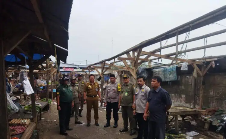 Ratusan Pedagang Pasar Sentiong Balaraja Direlokasi
