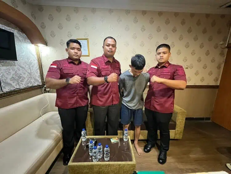 Pemuda Ini Nekat Lempar Sabu ke Dalam Rutan Jambe