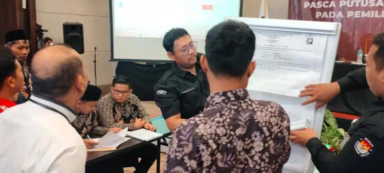 KPU Kabupaten Serang Lakukan Penyandingan Ulang Suara Pileg di 46 TPS