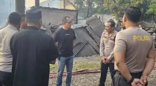 10 Unit Bangunan Asrama Polsek Balaraja Ludes Terbakar Diduga Akibat Arus Pendek Listrik