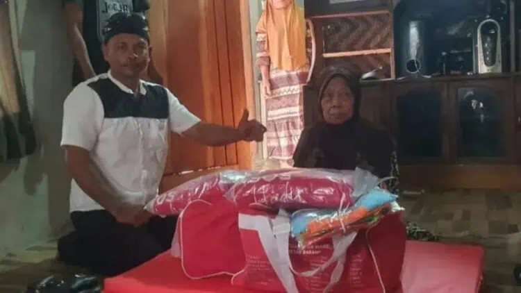 Ludes Terbakar, Seorang Nenek di Pandeglang Kehilangan Rumahnya
