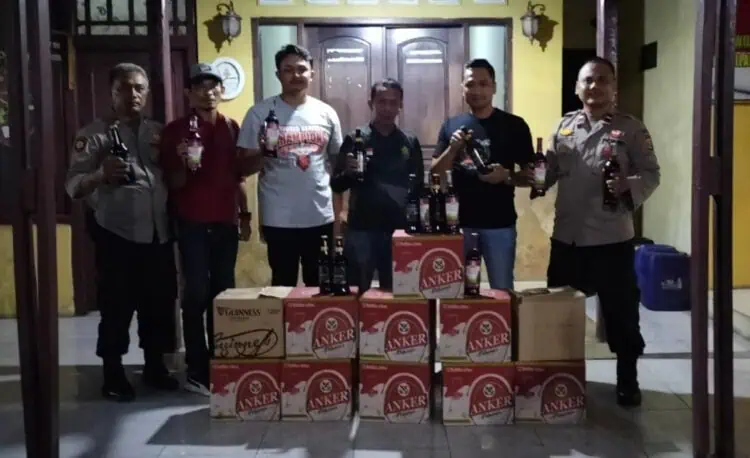 Jualan Miras, Polisi Grebek Toko Kelontongan di Ciruas Kabupaten Serang