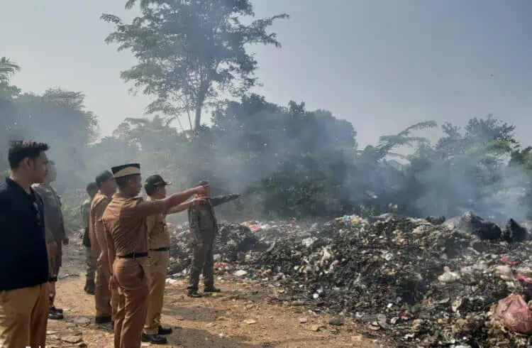 Camat Tigaraksa Duga TPS Liar Sengaja Dibakar, Ancam Lapor Polisi