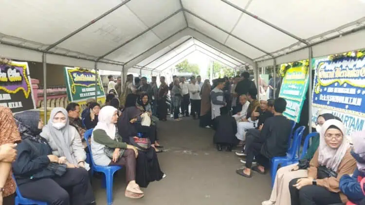 Direktur Pascasarjana Universitas Pamulang Tewas Dalam Kecelakaan di Tol Cipali