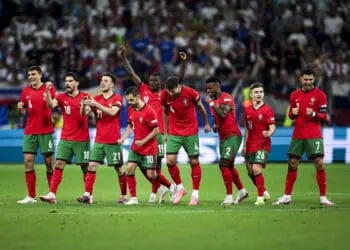 Diwarnai Tangis dan Tawa Ronaldo, Portugal Melaju ke Perempatfinal