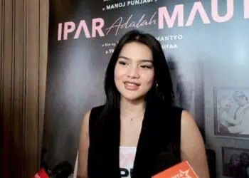 Tetiba Jadi Musuh Publik, Davina Karamoy Santai