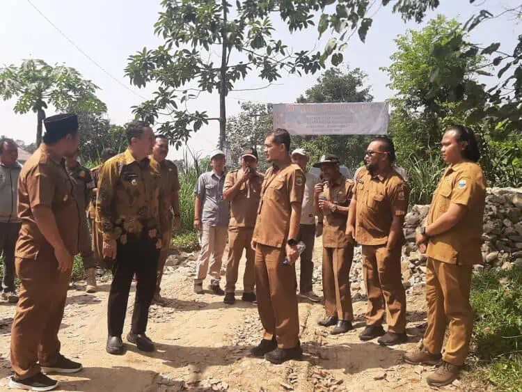 Banyak Jalan dan Jembatan Rusak, Pj Bupati Lebak Terkaget-kaget