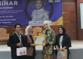 Mahasiswa Ilkom Unis 4B Gelar Seminar Bicara Karrier “Menyiapkan diri dengan ‘Growth Mindset’