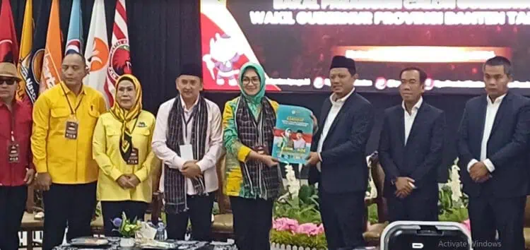 Daftar ke KPU Banten, Airin: Pasangan Kami Kolaborasi Ideal