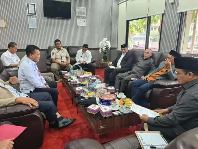 Terkait TPS Liar, DPRD Kabupaten Tangerang Panggil DLHK dan Satpol PP