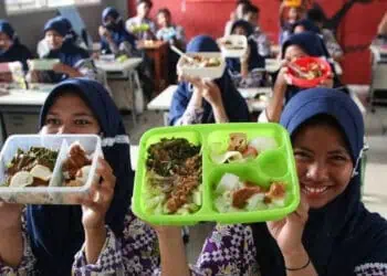 117.999 Pelajar di Kota Tangerang Sudah Ikuti Program Makan Bergizi Gratis
