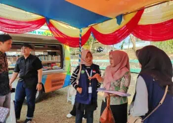 Mobil Pusling DPAD Kabupaten Pandeglang, turun ke masyarakat Kecamatan Sindangresmi. (ISTIMEWA)