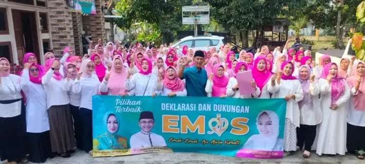 Emak - emak di Baros Serang Deklarasi Dukung Airin dan Andika di Pilkada 2024
