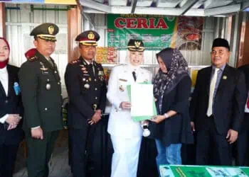 Wisata kuliner Gedung Juang, ditata ulang. Demi kenyamanan dan keamanan para pelaku UMKM. (ISTIMEWA)