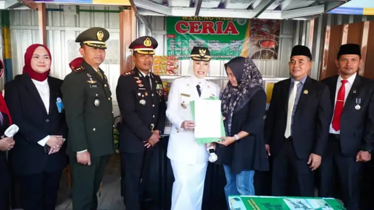 Wisata Kuliner Gedung Juang Ditata Ulang, Bupati Irna: Pelaku UMKM Lebih Nyaman 